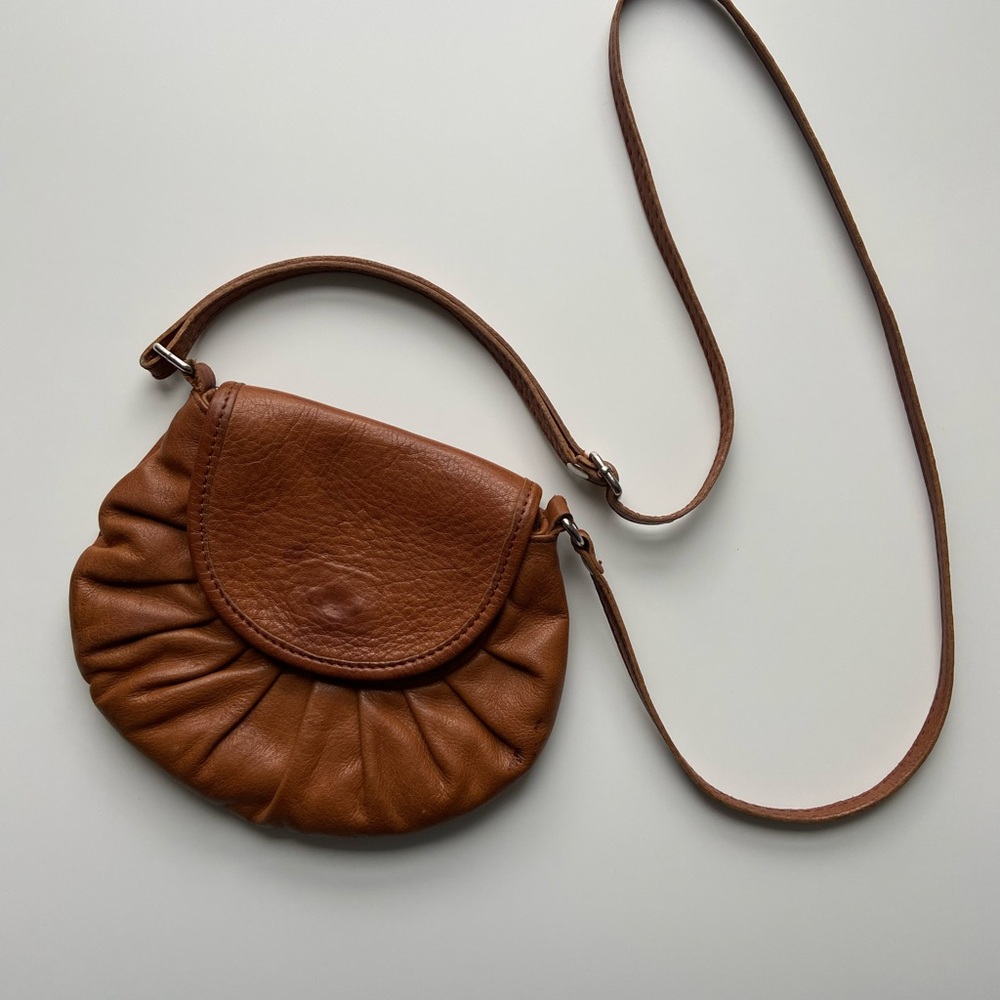 Cuuute Brown Leather Crossbody Bag